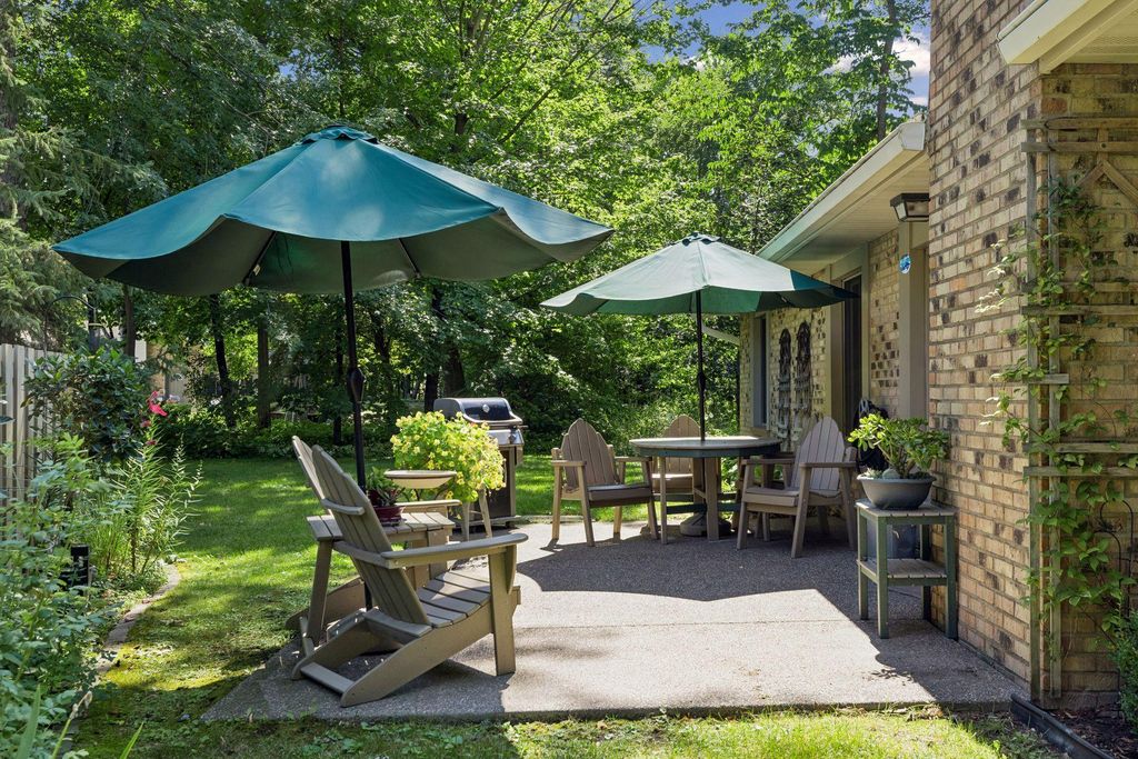 15035 20th Avenue N, Plymouth, MN 55447 — photo 2