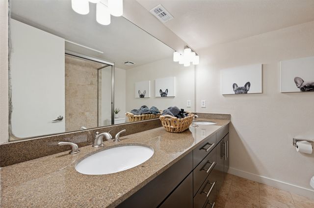 5816 Birchbrook Drive 123, Dallas, TX 75206