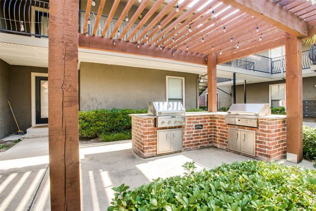 5816 Birchbrook Drive 123, Dallas, TX 75206