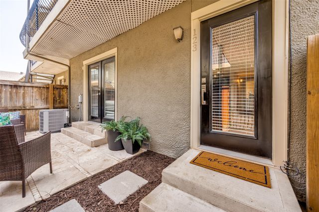 5816 Birchbrook Drive 123, Dallas, TX 75206