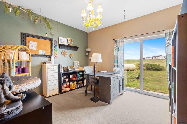 22841 GATEWAY DR, Box Elder, SD 57719