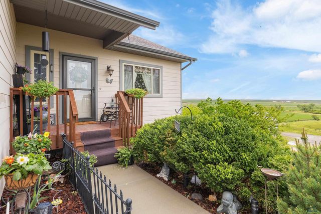 22841 GATEWAY DR, Box Elder, SD 57719