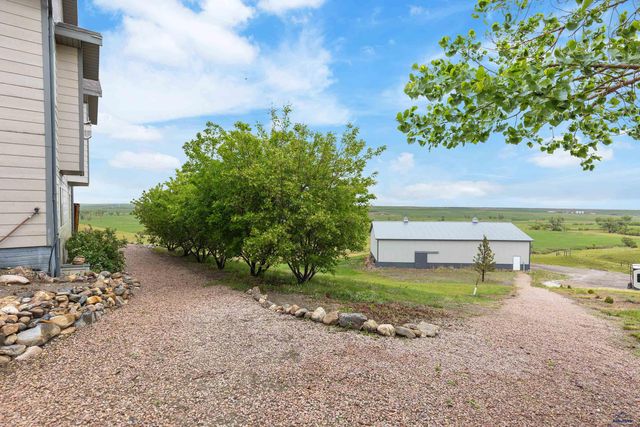 22841 GATEWAY DR, Box Elder, SD 57719