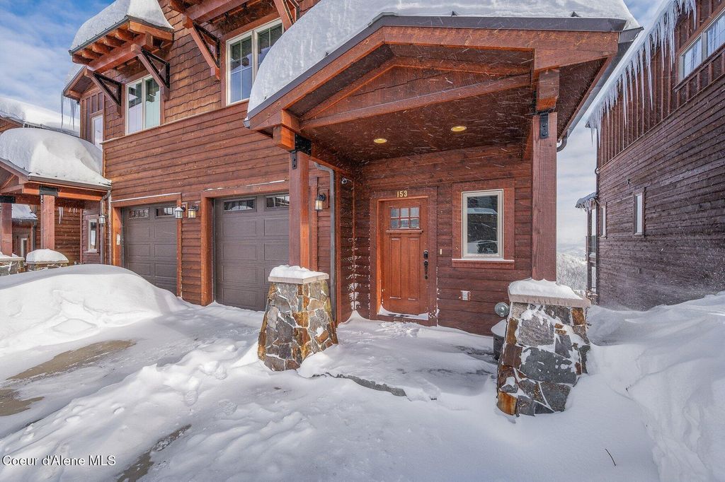 153 Chutes LN, Sandpoint, ID 83864