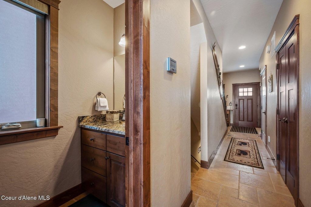 153 Chutes LN, Sandpoint, ID 83864 photo 13