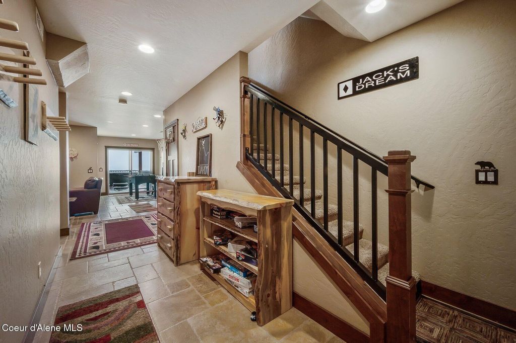 153 Chutes LN, Sandpoint, ID 83864 photo 24