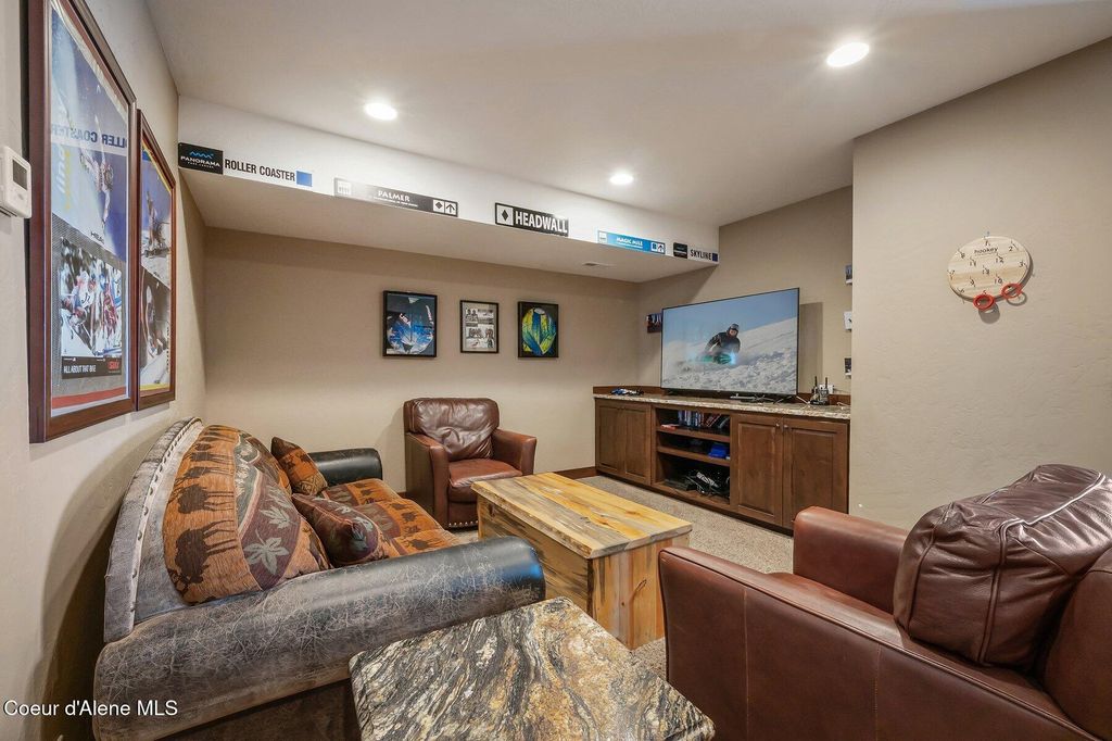 153 Chutes LN, Sandpoint, ID 83864 photo 25