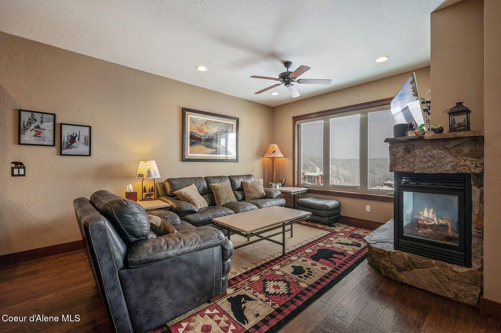 153 Chutes LN, Sandpoint, ID 83864 photo 5