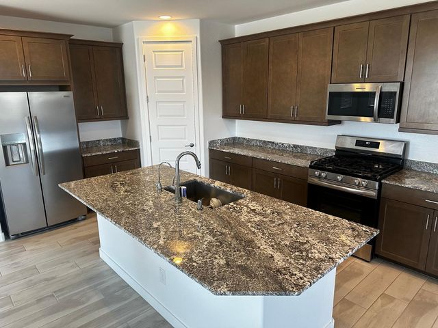 3269 E Baler Drive, San Tan Valley, AZ 85140