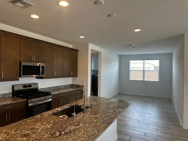 3269 E Baler Drive, San Tan Valley, AZ 85140