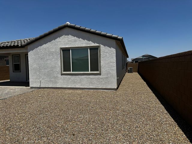 3269 E Baler Drive, San Tan Valley, AZ 85140