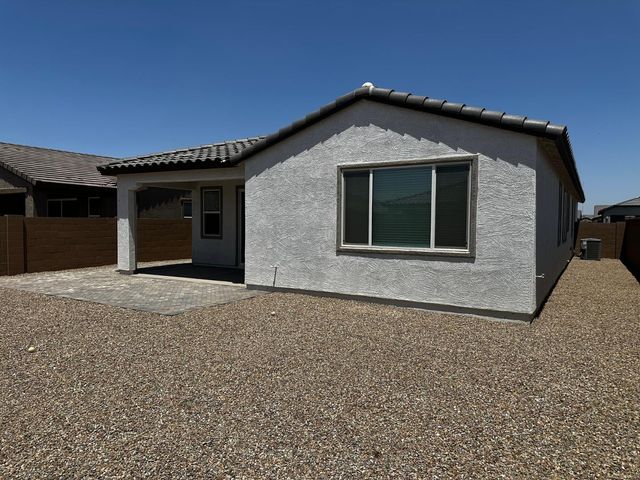 3269 E Baler Drive, San Tan Valley, AZ 85140
