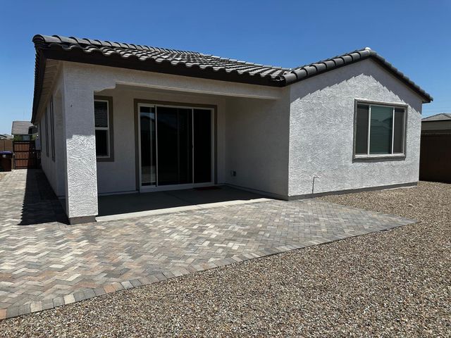 3269 E Baler Drive, San Tan Valley, AZ 85140