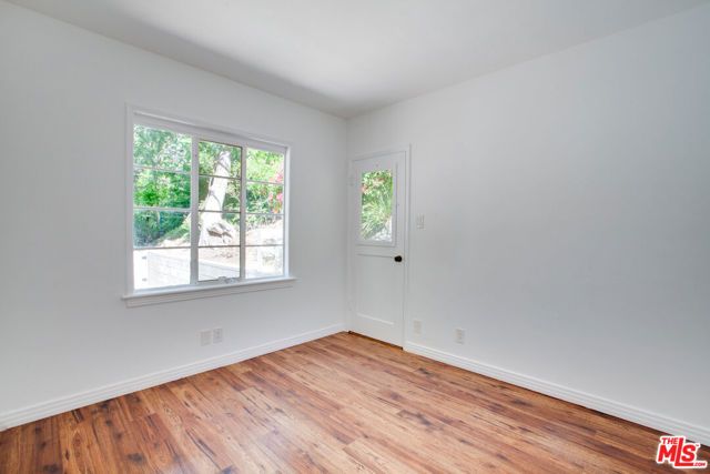 10321 Chrysanthemum Lane, Los Angeles, CA 90077