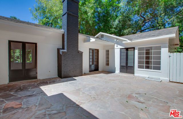 10321 Chrysanthemum Lane, Los Angeles, CA 90077