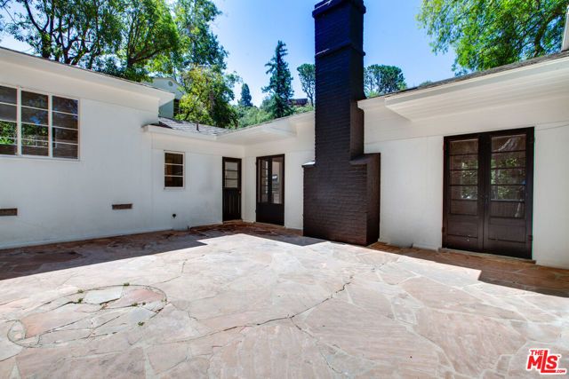 10321 Chrysanthemum Lane, Los Angeles, CA 90077