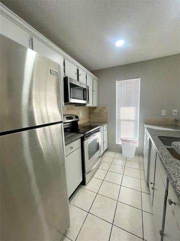 781 Country Place Drive 2052, Houston, TX 77079
