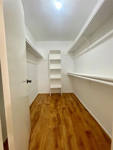 781 Country Place Drive 2052, Houston, TX 77079