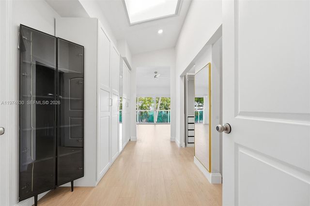 3785 NE 209th Ter, Aventura, FL 33180