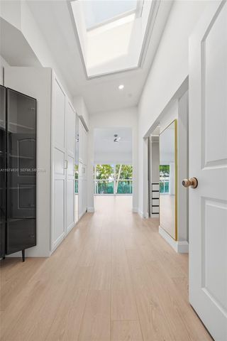 3785 NE 209th Ter, Aventura, FL 33180