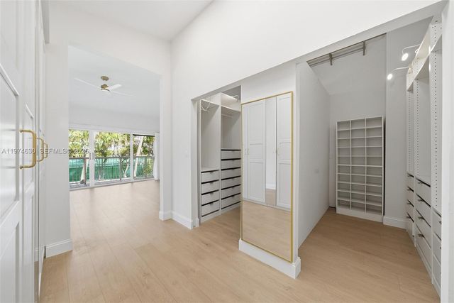 3785 NE 209th Ter, Aventura, FL 33180