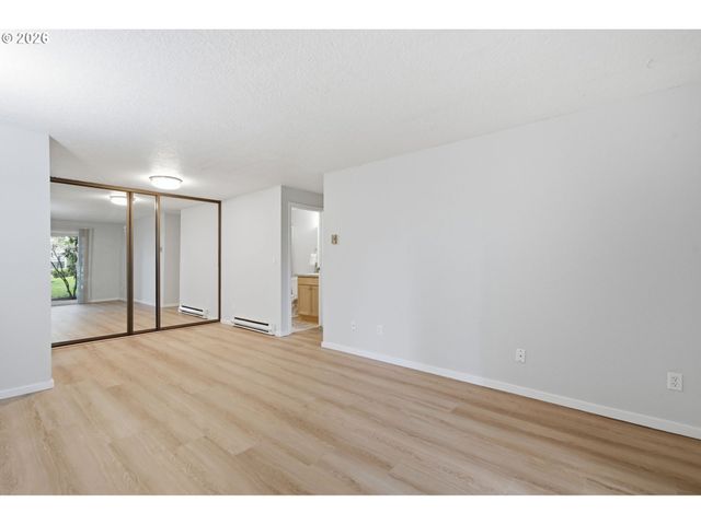 5484 Sw ALGER Ave G7, Beaverton, OR 97005