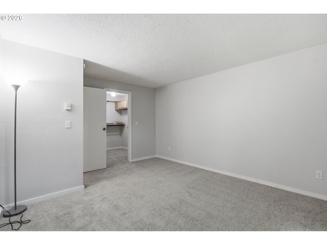 5484 Sw ALGER Ave G7, Beaverton, OR 97005
