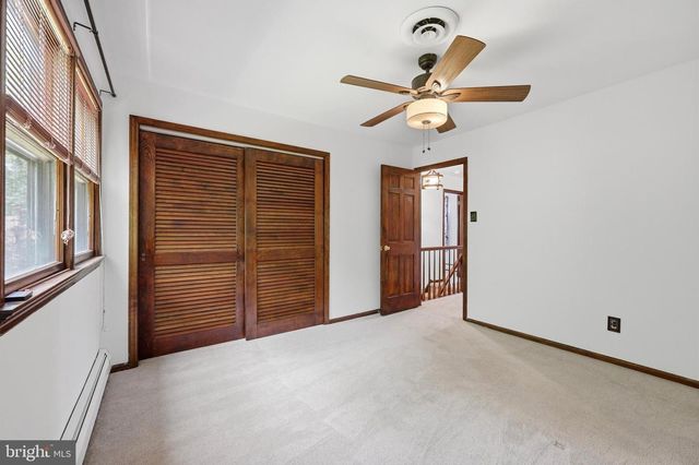 294 GREEN VALLEY RD, Langhorne, PA 19047
