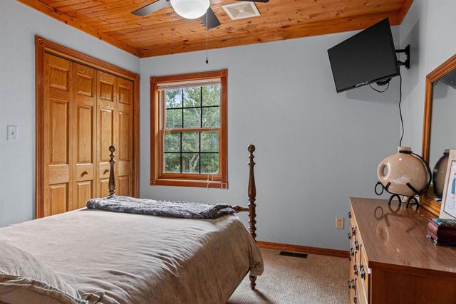 N1736 20TH ROAD, Wautoma, WI 54982