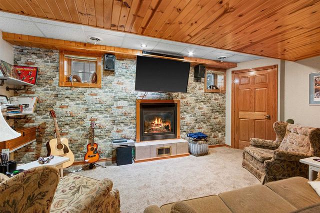 N1736 20TH ROAD, Wautoma, WI 54982