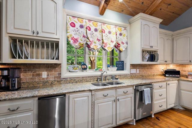 341 Johnstone Drive, Madison, MS 39110