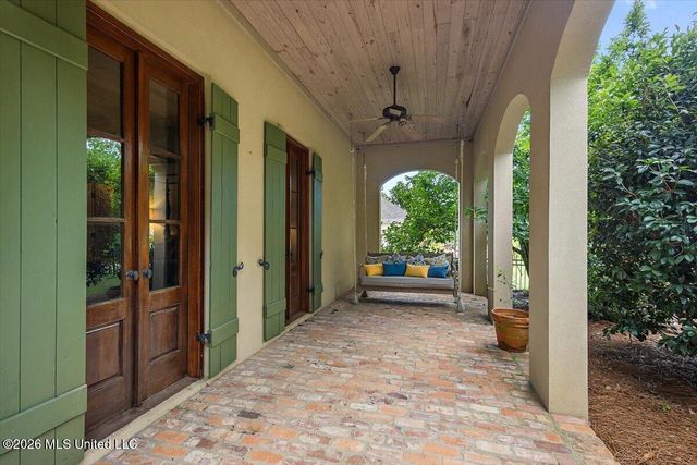 341 Johnstone Drive, Madison, MS 39110