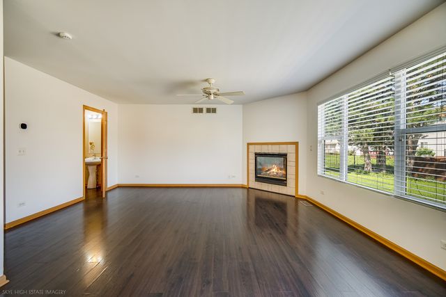 1434 Hawk Drive, Bolingbrook, IL 60490