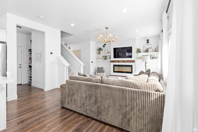 7506 N HUTCH LN, Eagle Mountain, UT 84005