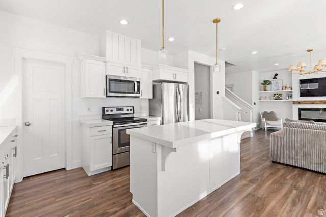 7506 N HUTCH LN, Eagle Mountain, UT 84005