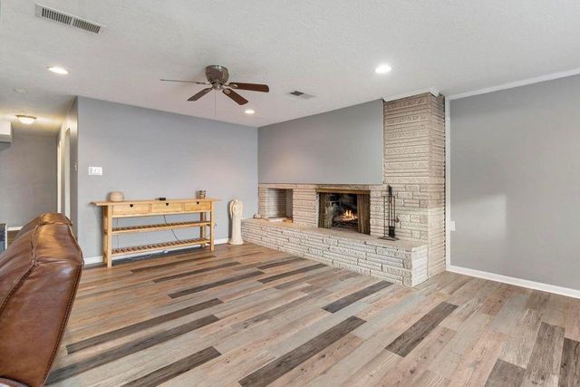 24511 Sunny Glen Dr Drive, Houston, TX 77336