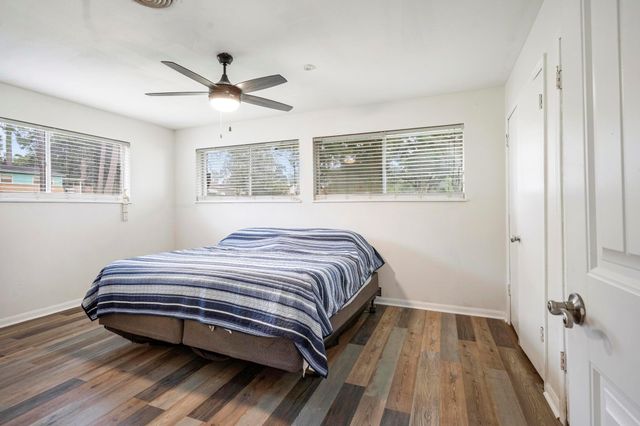 24511 Sunny Glen Dr Drive, Houston, TX 77336