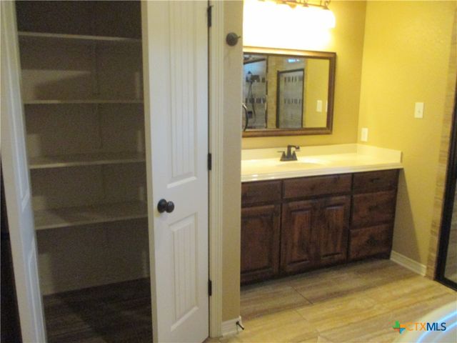 11025 La Paloma, Salado, TX 76571