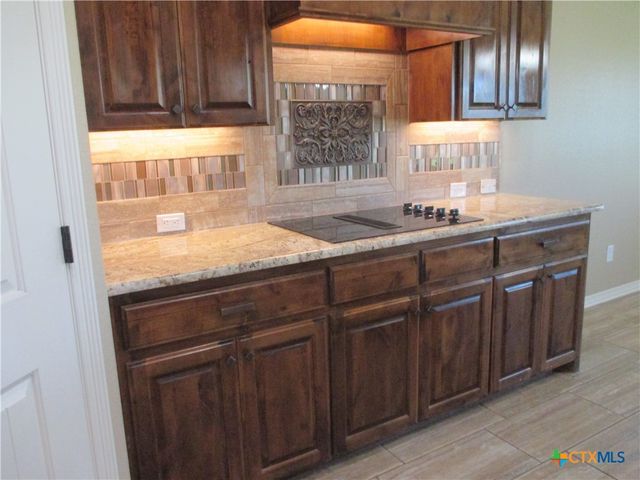 11025 La Paloma, Salado, TX 76571