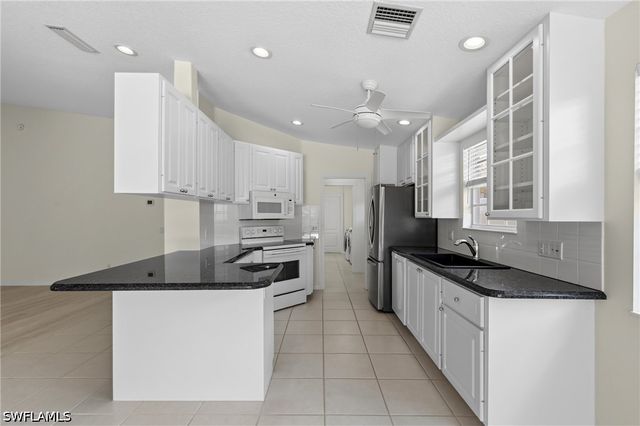 4954 Kingston WAY, Naples, FL 34119