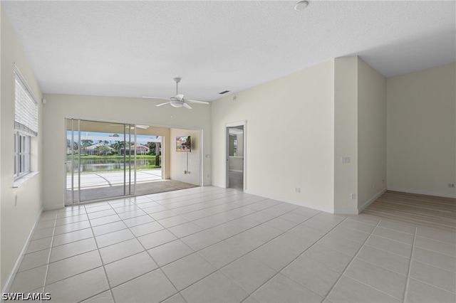 4954 Kingston WAY, Naples, FL 34119