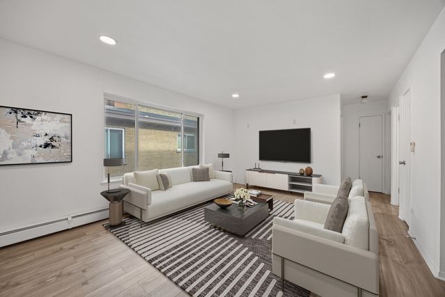 410 Wisconsin Avenue 503, Oak Park, IL 60302