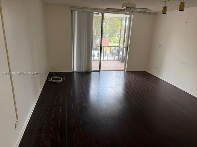 3720 Inverrary Drive 2K, Lauderhill, FL 33319