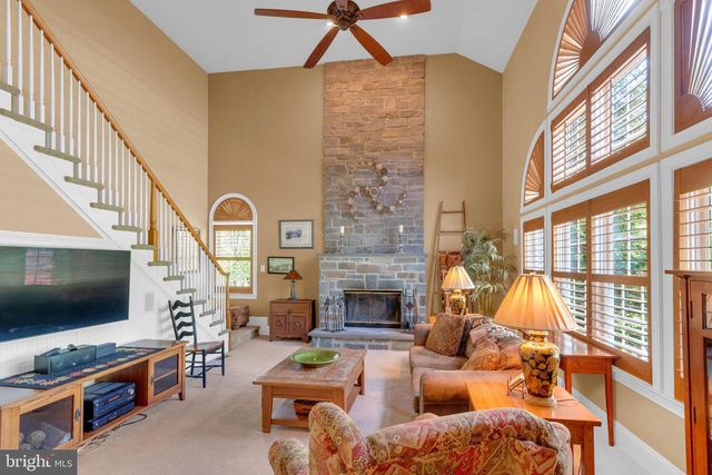 115 MUIRFIELD LANE, Chalfont, PA 18914