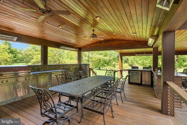 115 MUIRFIELD LANE, Chalfont, PA 18914