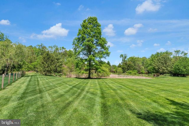 115 MUIRFIELD LANE, Chalfont, PA 18914
