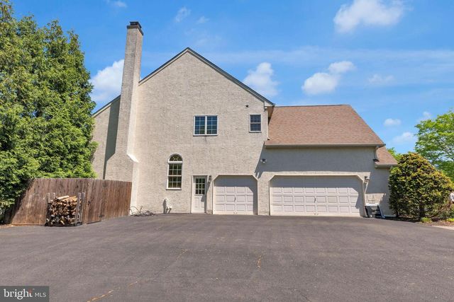 115 MUIRFIELD LANE, Chalfont, PA 18914