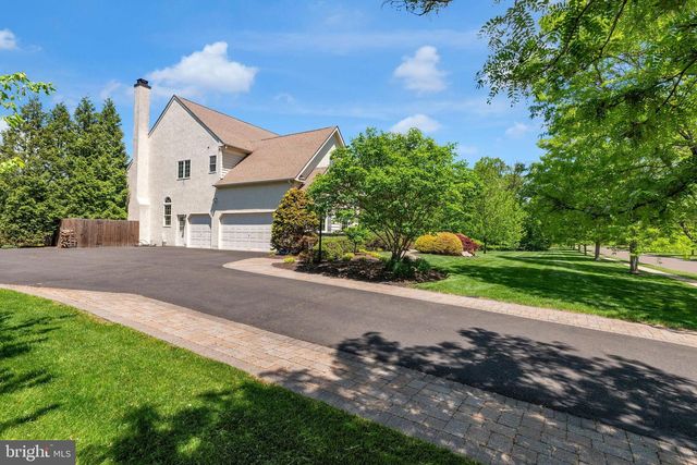 115 MUIRFIELD LANE, Chalfont, PA 18914