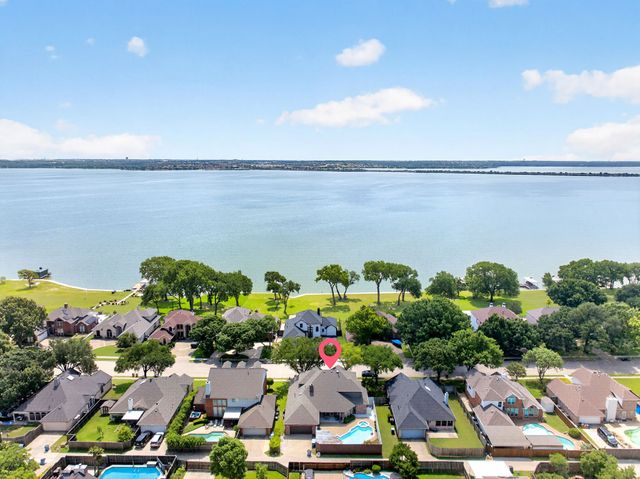 4509 Scenic Drive, Rowlett, TX 75088