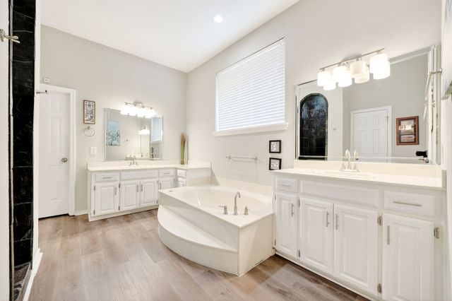 4509 Scenic Drive, Rowlett, TX 75088